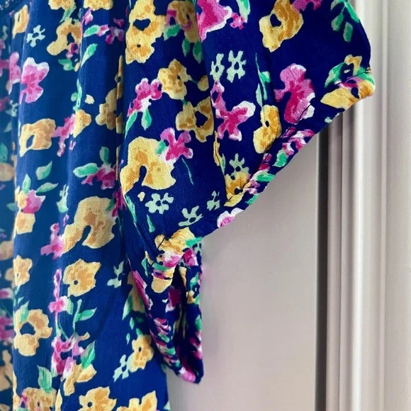 Intro. Navy Floral Blouse with Yellow and Pink Accents - Picture 4 of 7